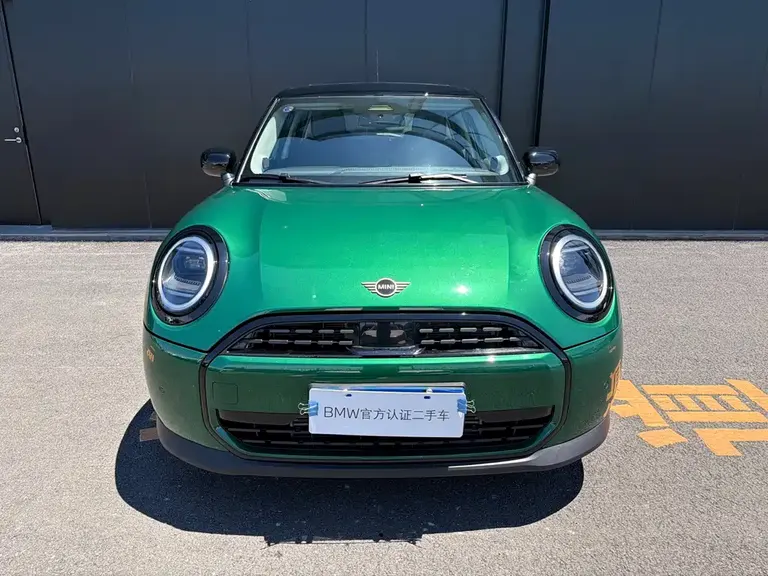 MINI 1.5 T COOPER Classic 5-door