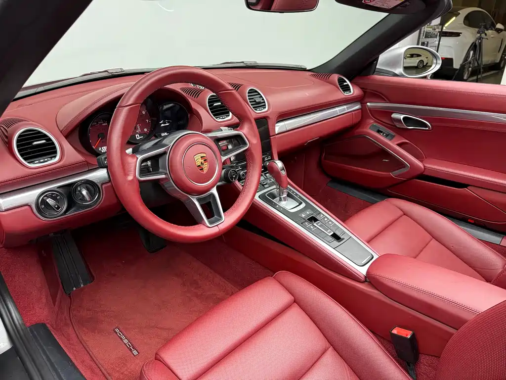 Porsche 718 Boxster 2.0 T