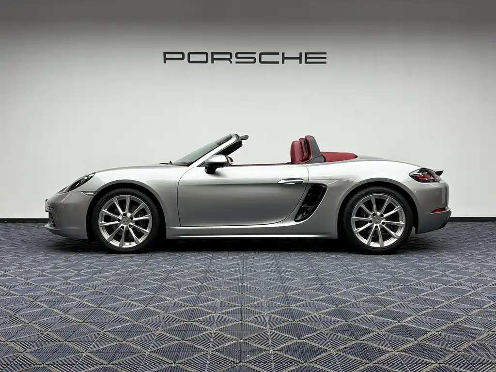 Porsche 718 Boxster 2.0 T