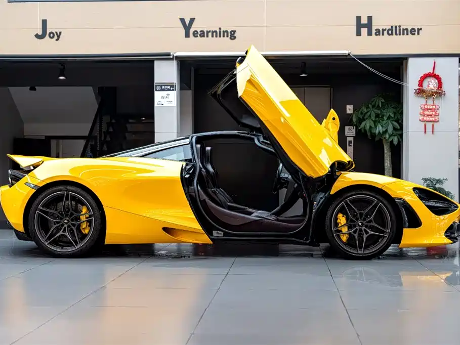 McLaren 720 S 4.0 T Coupe
