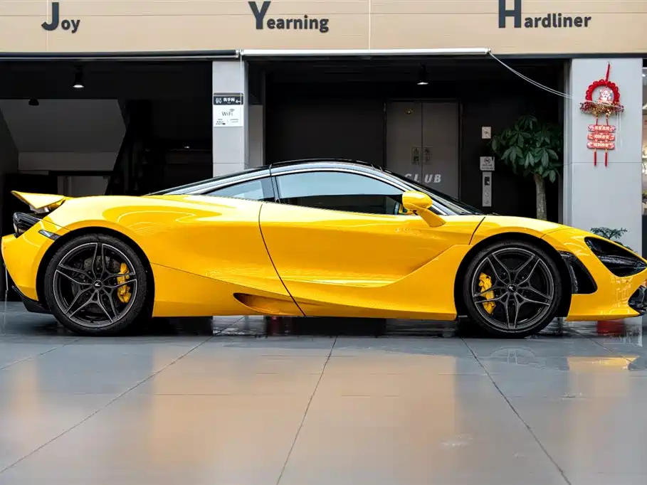 McLaren 720 S 4.0 T Coupe