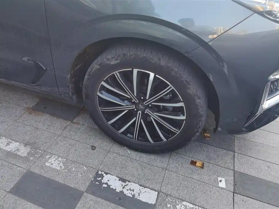 Changan UNI-K 2.0 T 2 WD Joy