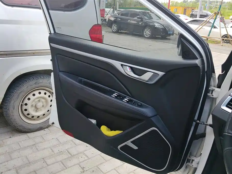 Vision Facelift 1.5 L Manual Asian Games
