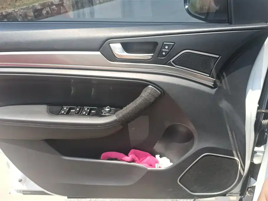 Haval H6 Red Label Sport 1.5 T Auto 2 WD Elite