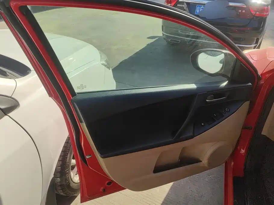 Mazda 3 Star Sedan 1.6 L Auto Comfort