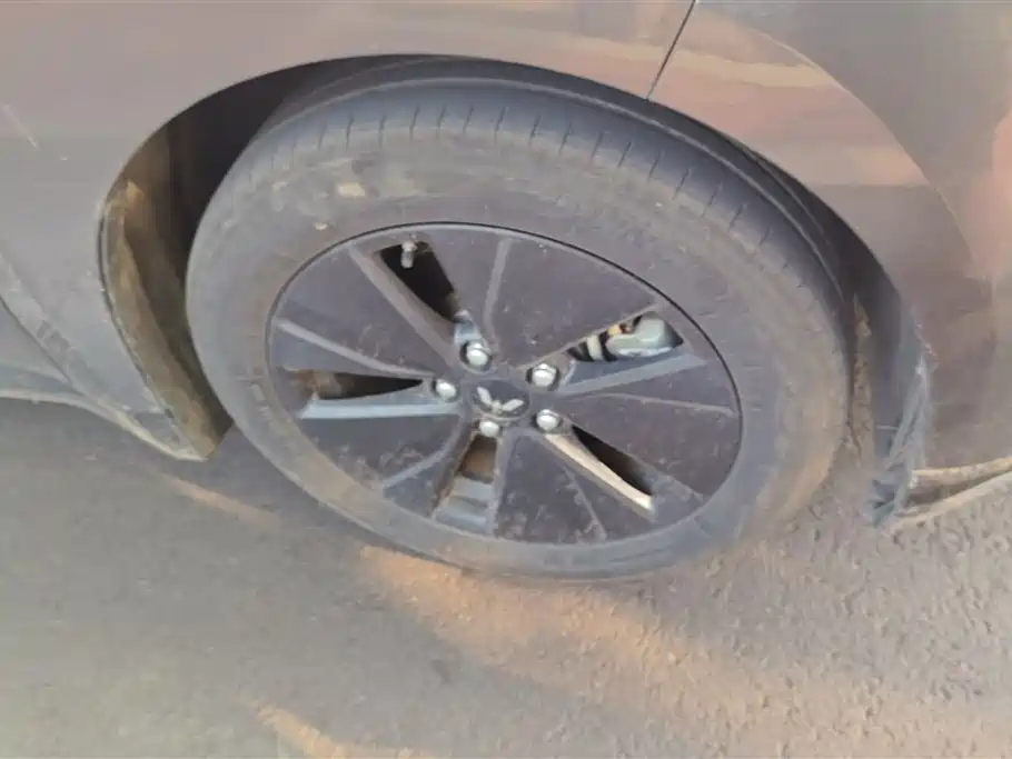 Wuling Starlight 70 Standard