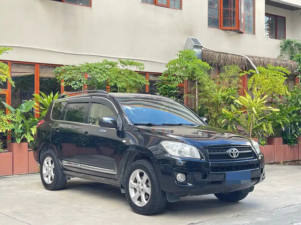 RAV4 2.0 L Auto Classic