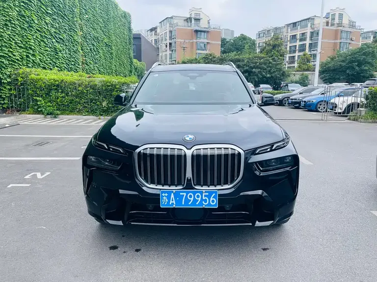 BMW X7 xDrive40 i Premium M Sport Package