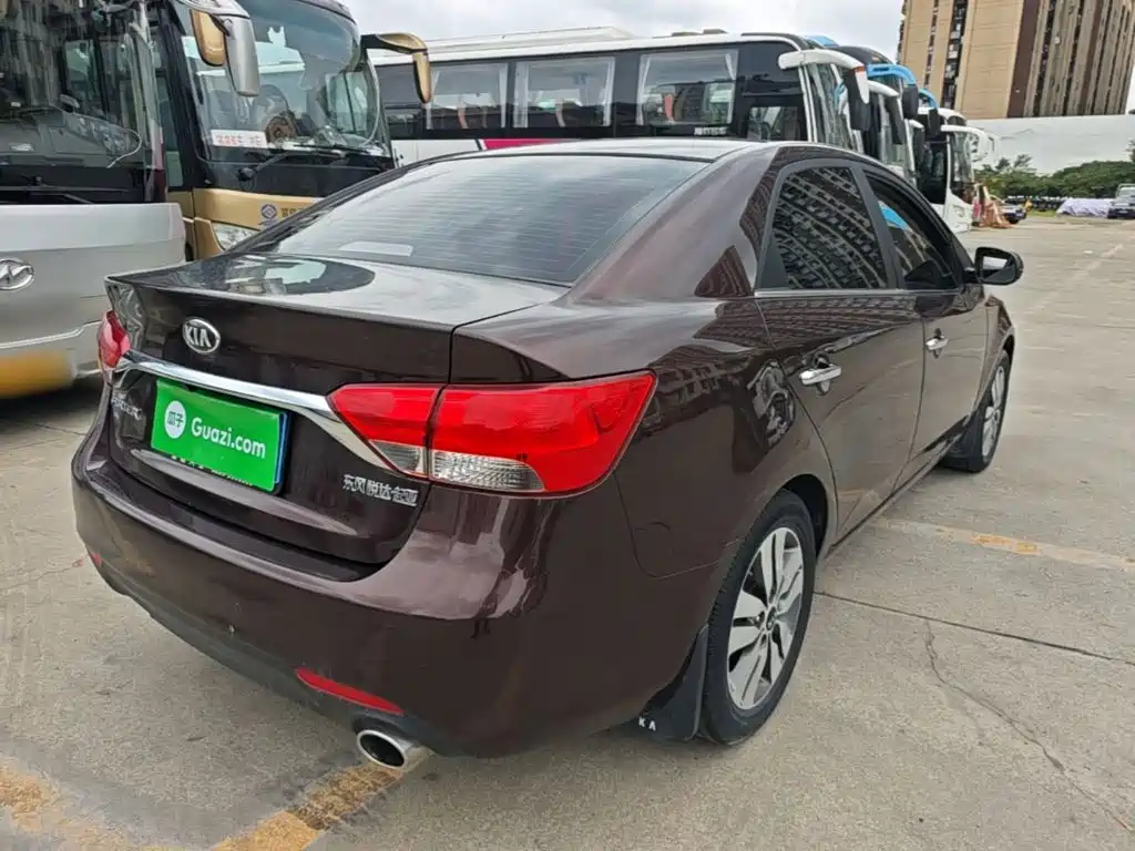 Forte 1.6 L MT GLS