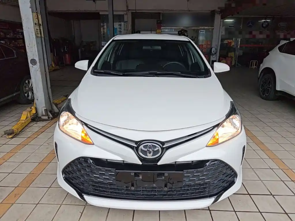 Vios FS 1.5 L CVT Sharp Speed