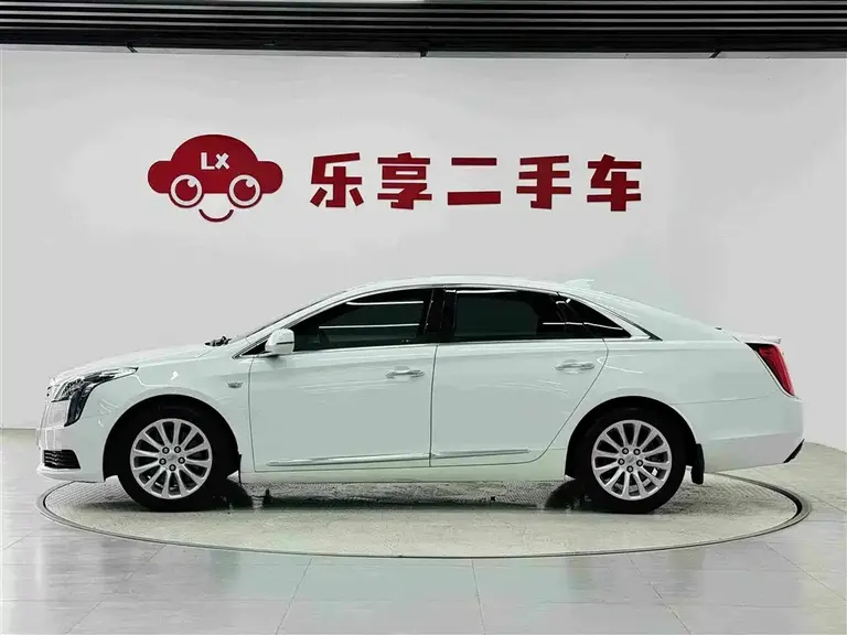 Cadillac XTS 28 T Tech