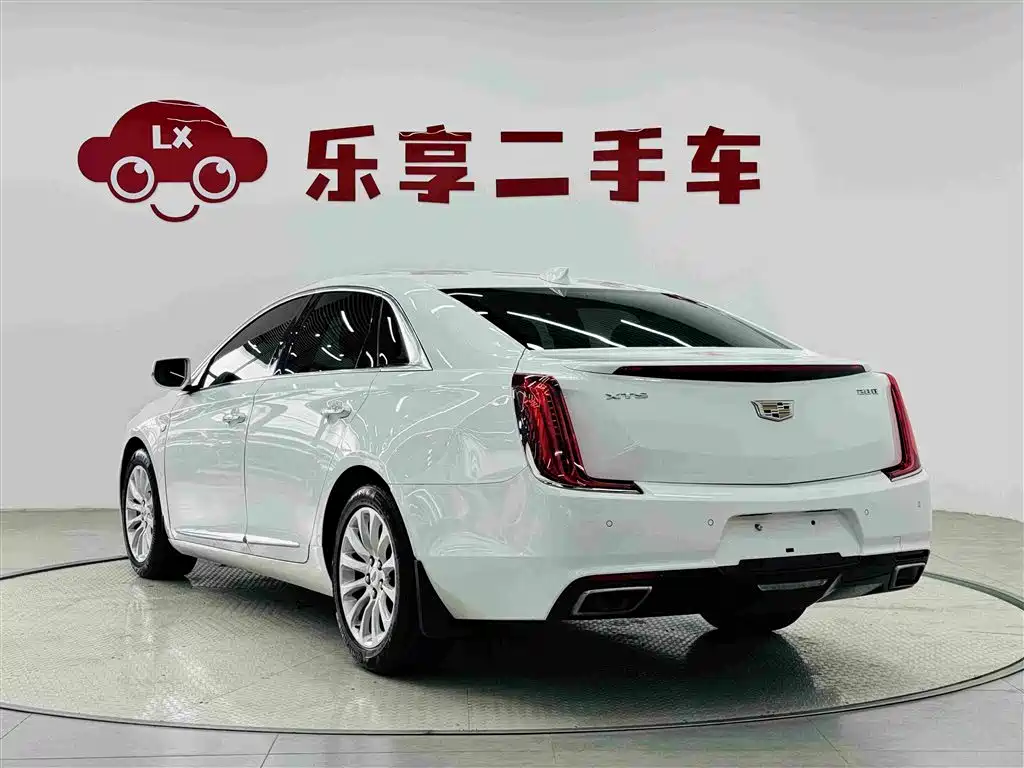 Cadillac XTS 28 T Tech