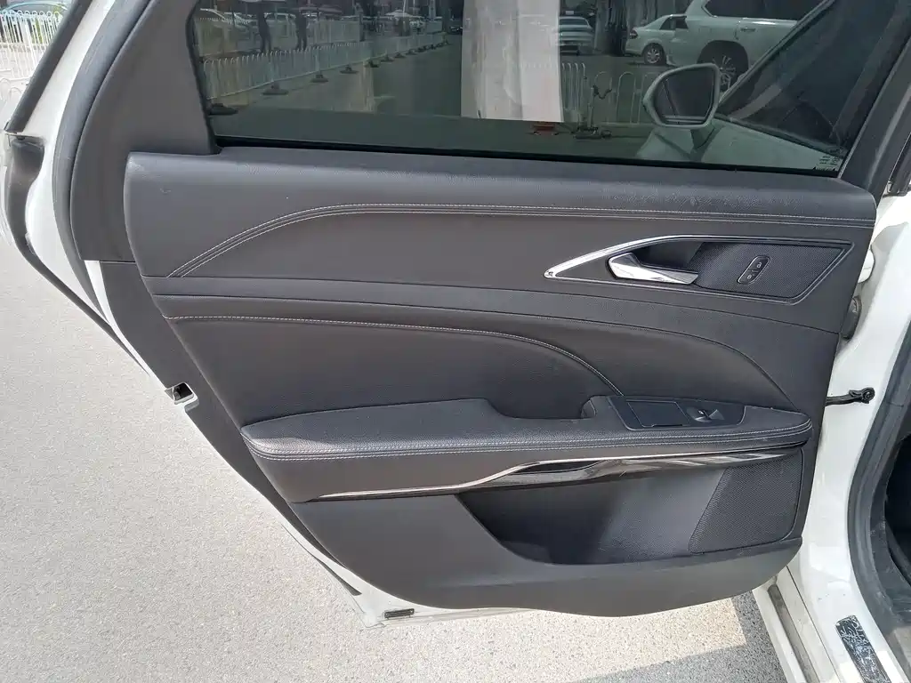 Taurus EcoBoost 245 Luxury