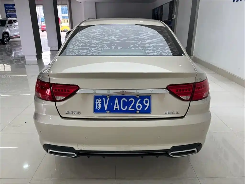 Emgrand GL 1.8 L DCT Elite Connected