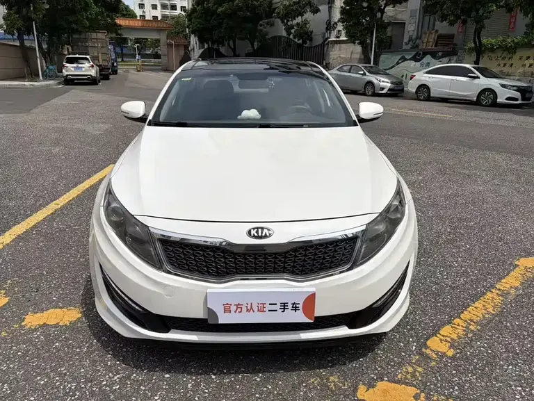Kia K5 2.0 L Auto DLX