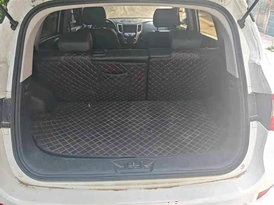 Changan CS35 1.6 L Auto Luxury CN-V