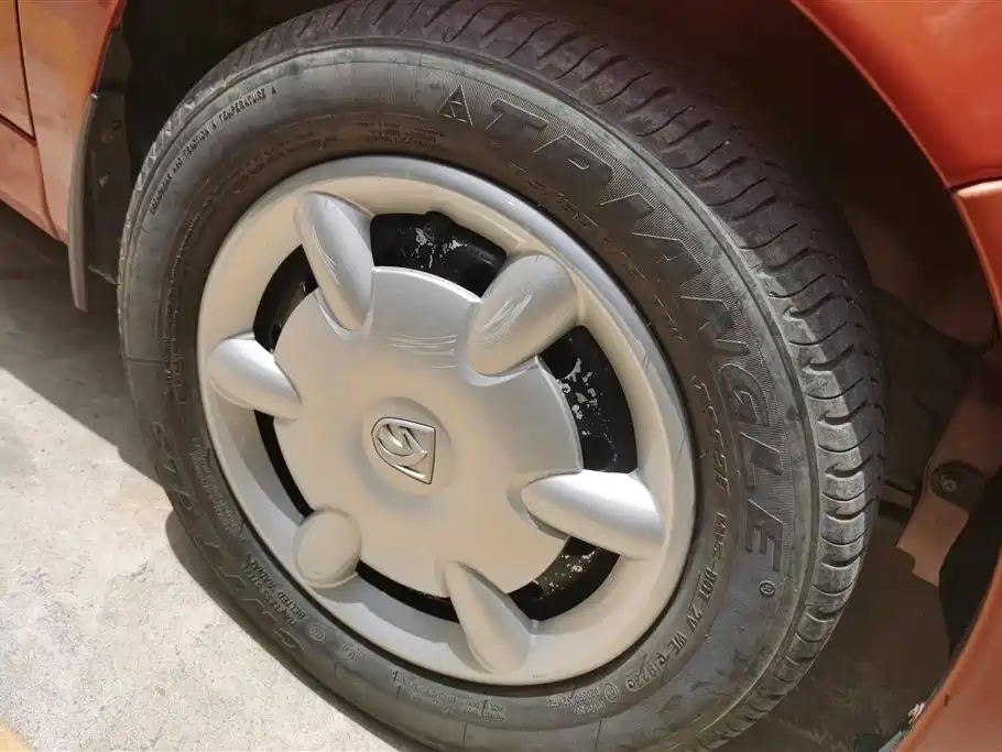 Lechi Facelift 1.0 L Manual P-TEC Comfort