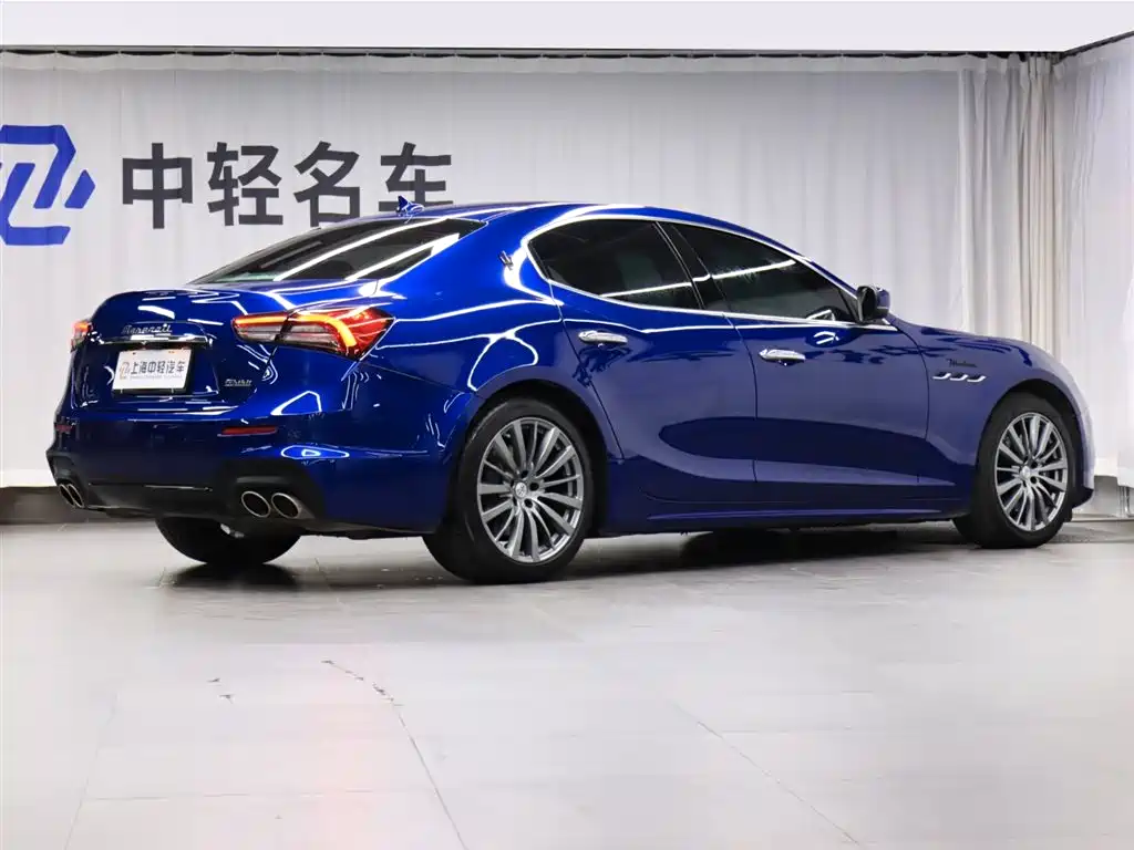 Ghibli Ghibli 2023款 3.0 T Modena