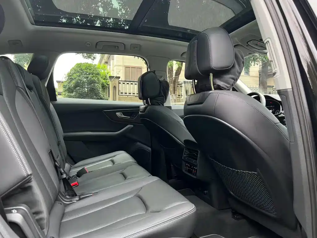 Audi Q7 55 TFSI quattro S line Sport