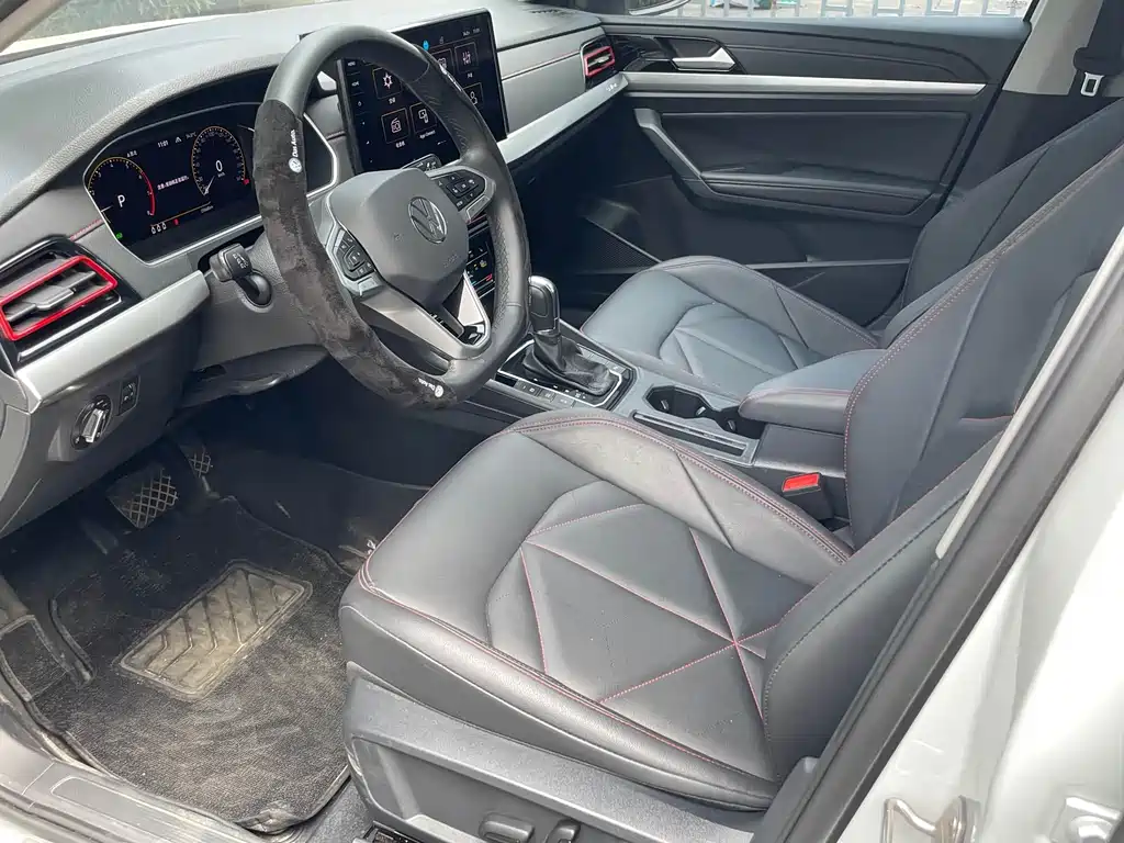 Lavida 300 TSI DSG Starry Sky Leading