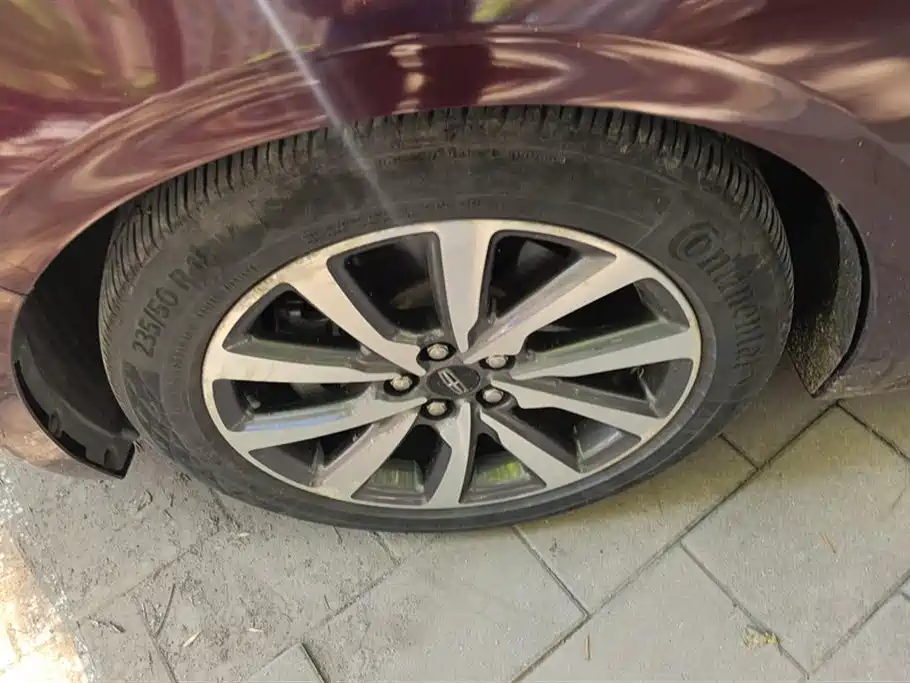 Lincoln Continental 2.0 T 2 WD Premium