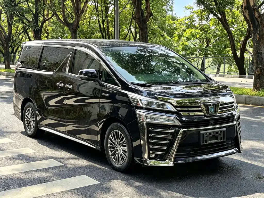 Vellfire Crown Dual Engine 2.5 L HV Supreme
