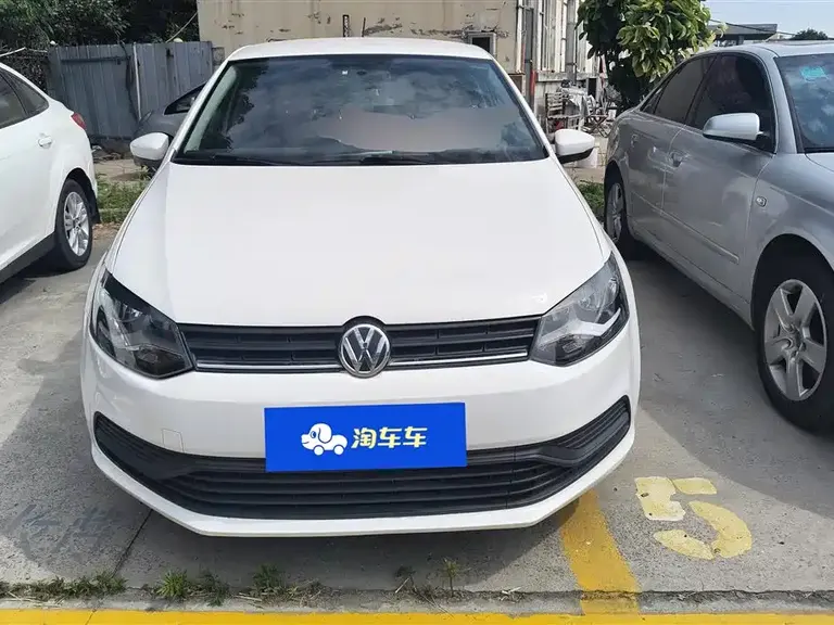 Volkswagen Polo 1.4 L Auto Style
