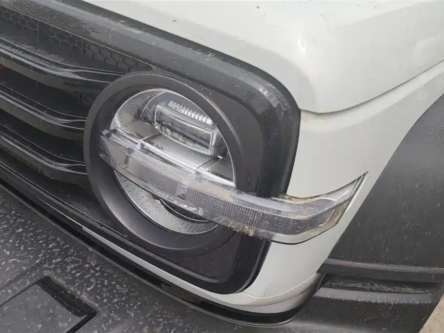 Tank 300 2.0 T Challenger