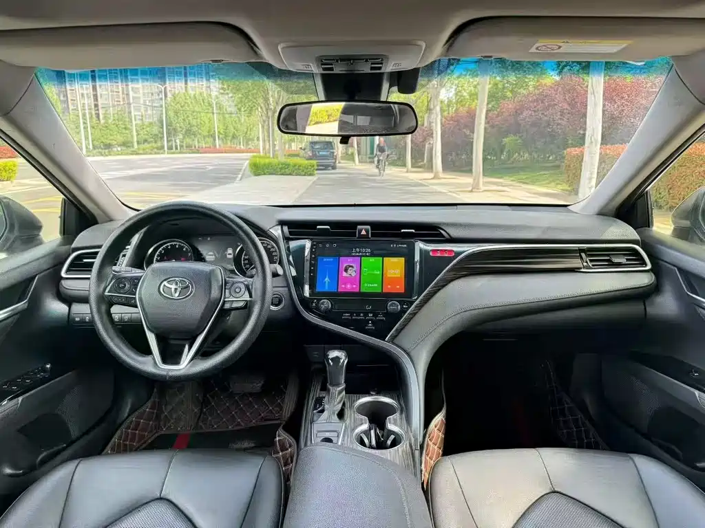 Camry 2.0 G Luxury CN-V