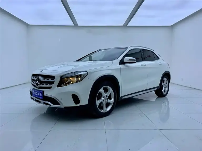Mercedes-Benz GLA GLA 200 Dynamic