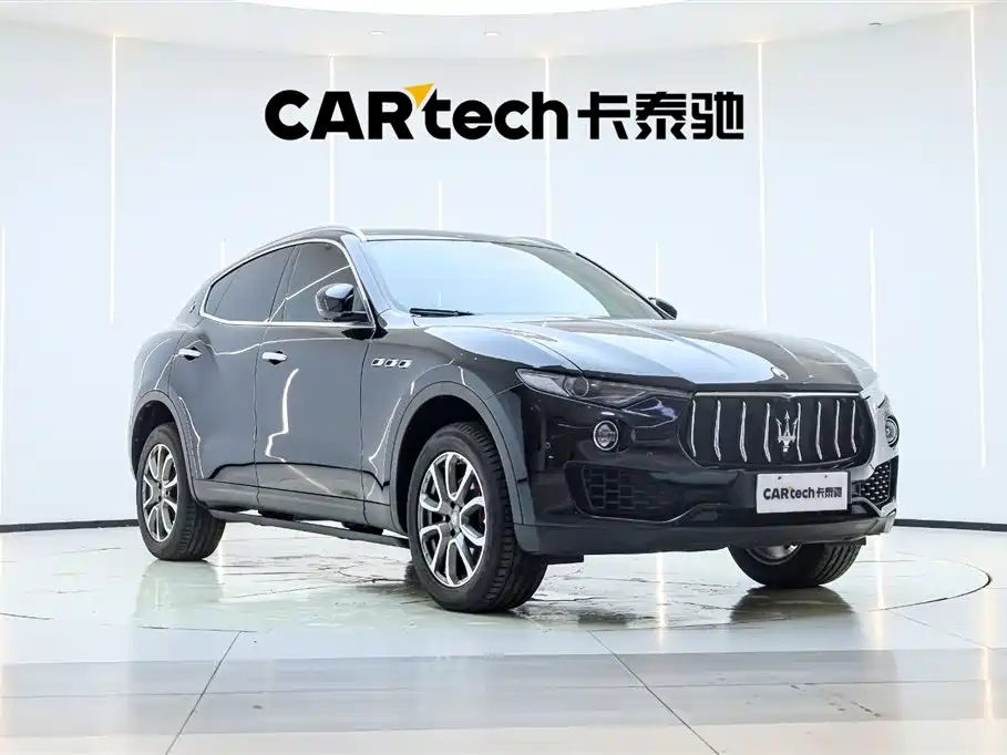 Levante 3.0 T Standard
