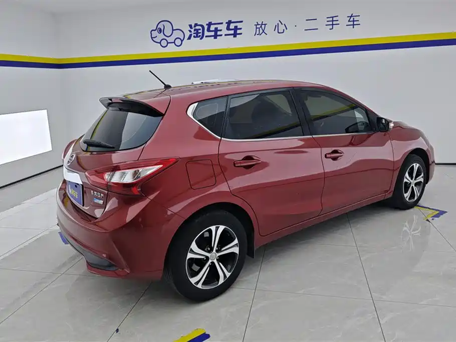 Tiida 1.6 L CVT Smart Travel CN-VI