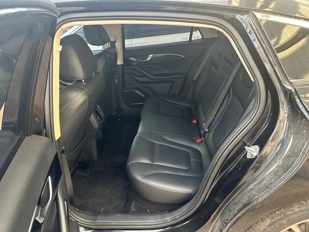 Besturn B70 1.5 T Auto Premium