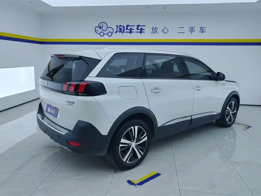 Peugeot 5008 350 THP 7-seat Elite