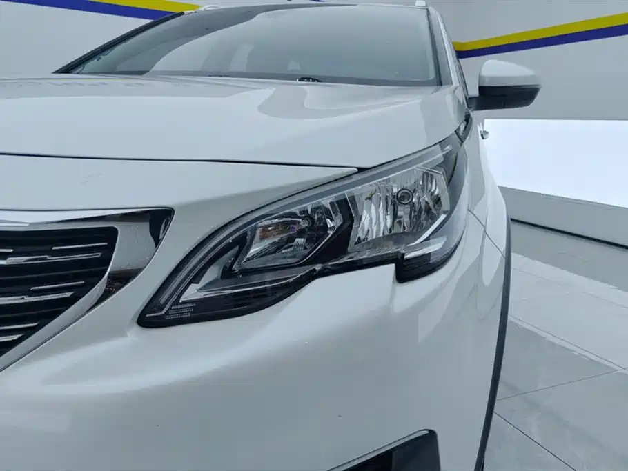 Peugeot 5008 350 THP 7-seat Elite
