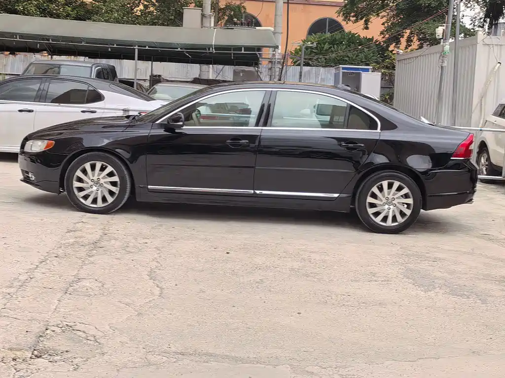 Volvo S80 L 2.0 T Smart Style