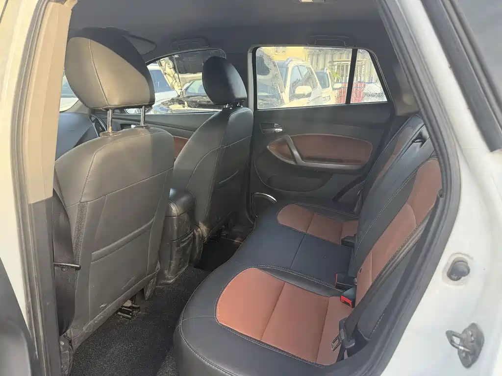 Haima S5 海马S5 2014款 1.6 L 手动智炫型