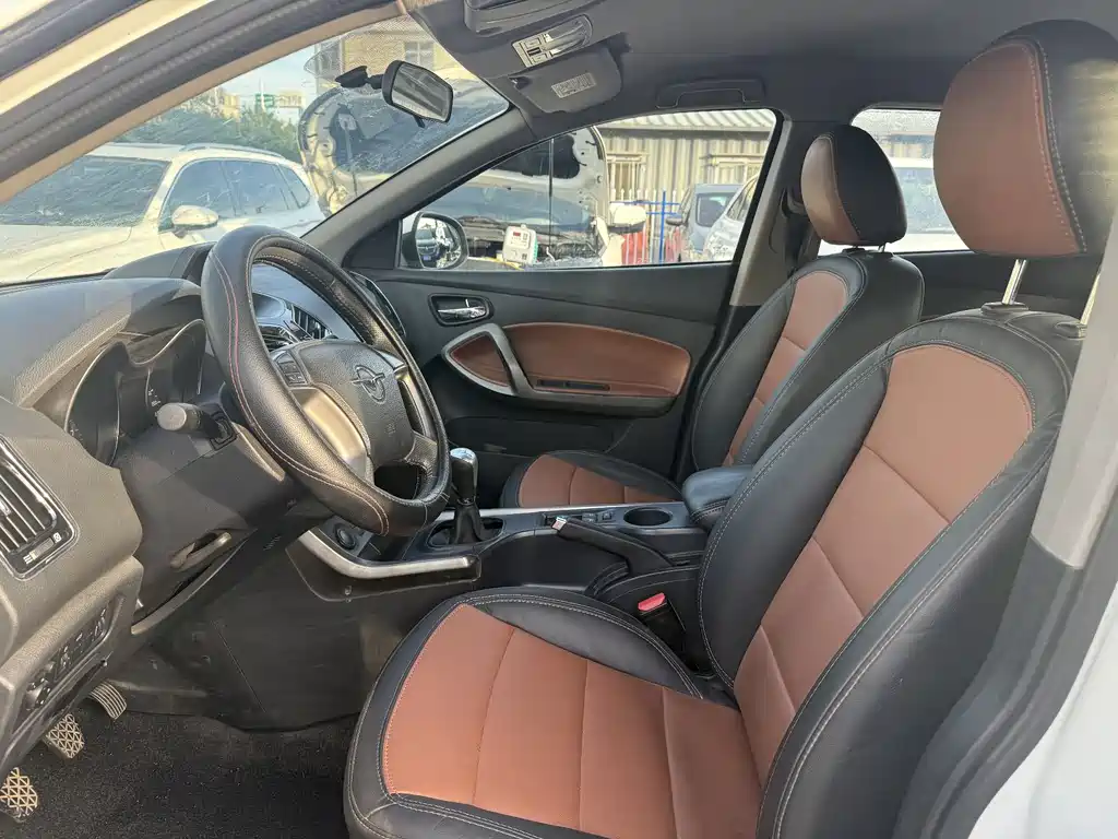 Haima S5 海马S5 2014款 1.6 L 手动智炫型