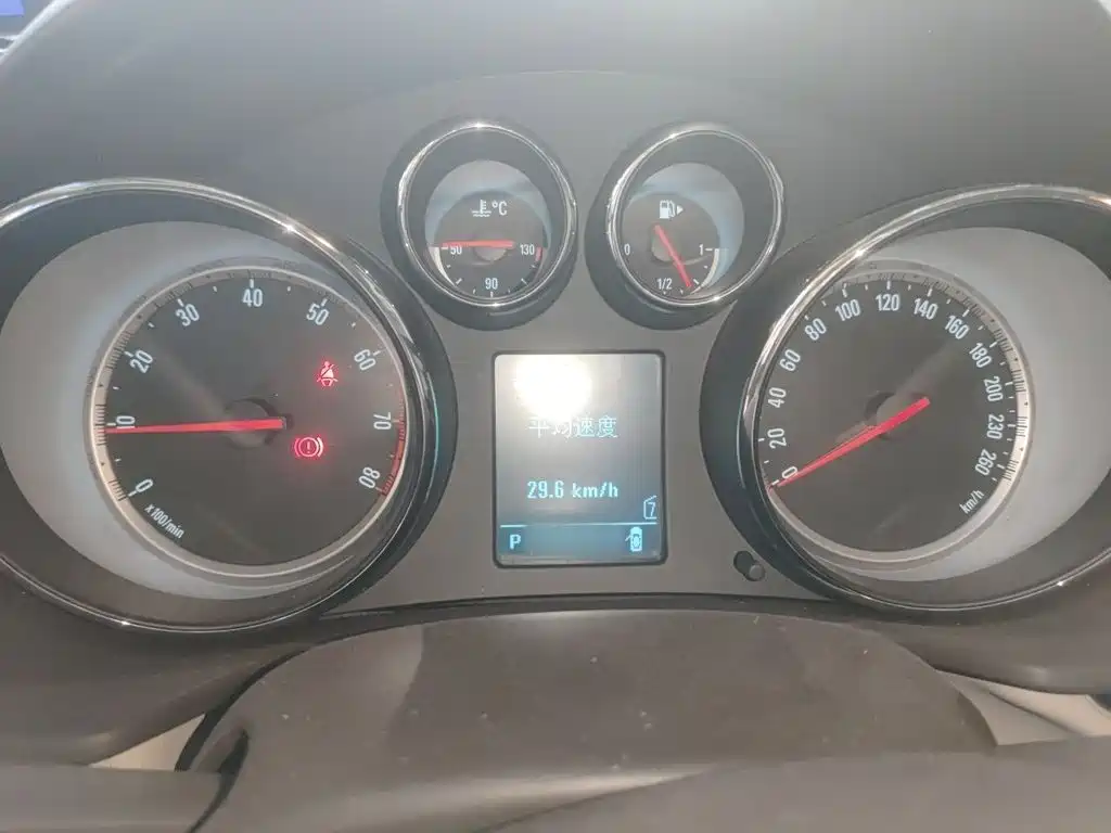 Regal 2.0 L Leading Fashion