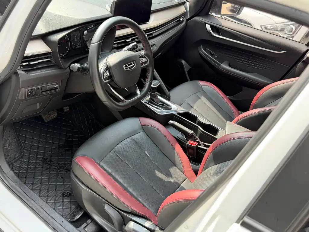 Vision X3 PRO 1.5 L CVT Distinguished