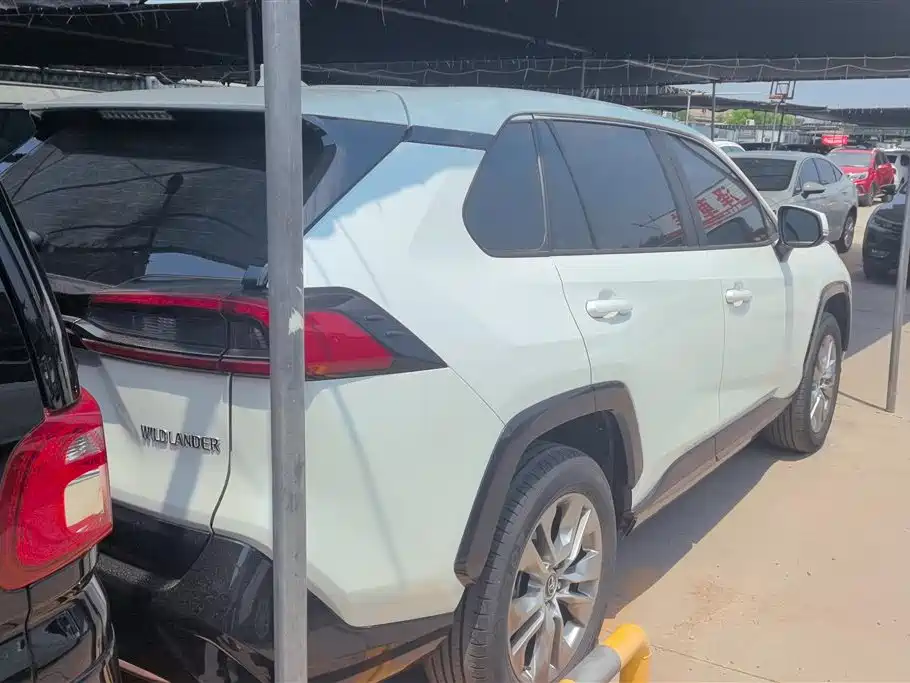 Wildlander 2.0 L CVT 2 WD Urban