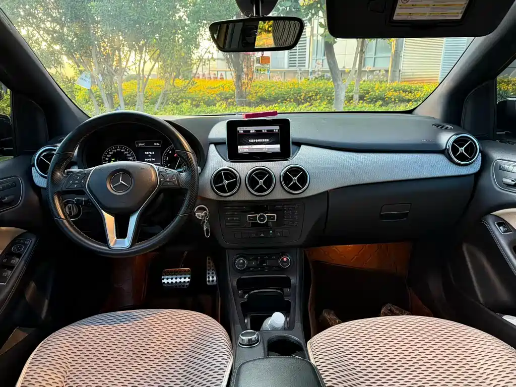 Mercedes-Benz B-Class B 200