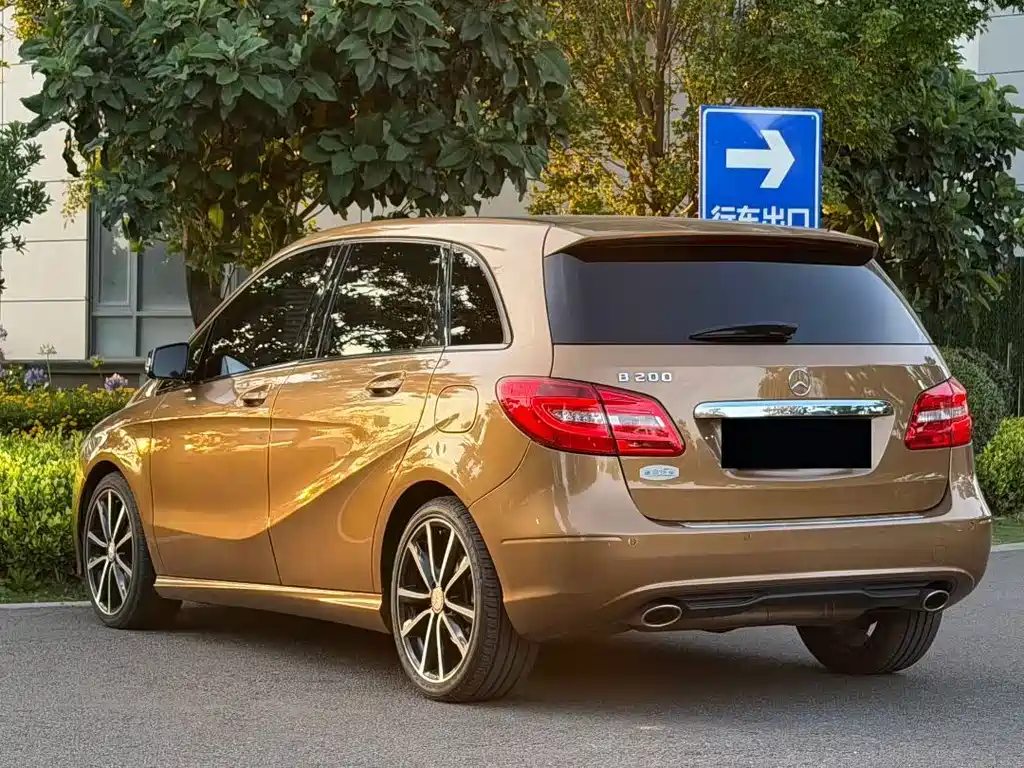 Mercedes-Benz B-Class B 200