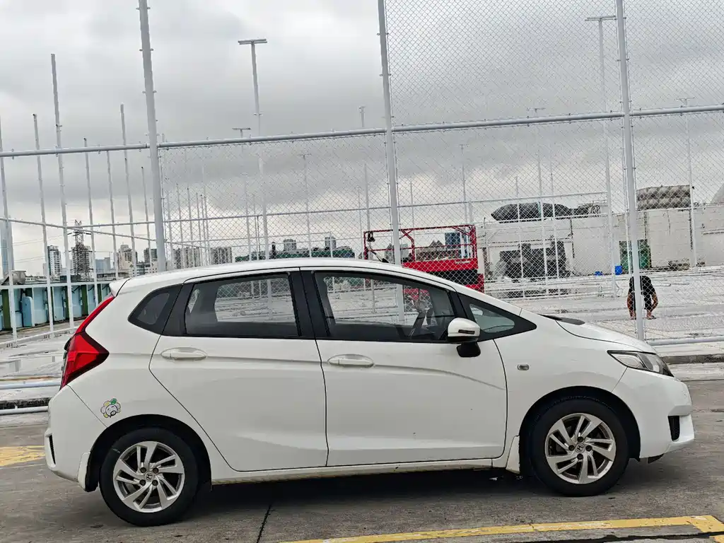 Fit 1.5 L LX CVT Comfort