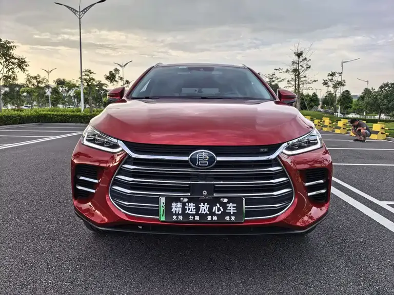 BYD Tang NEV DM 2.0 T Full-time 4 WD Connected Creative Enjoyment 7-seat CN-V