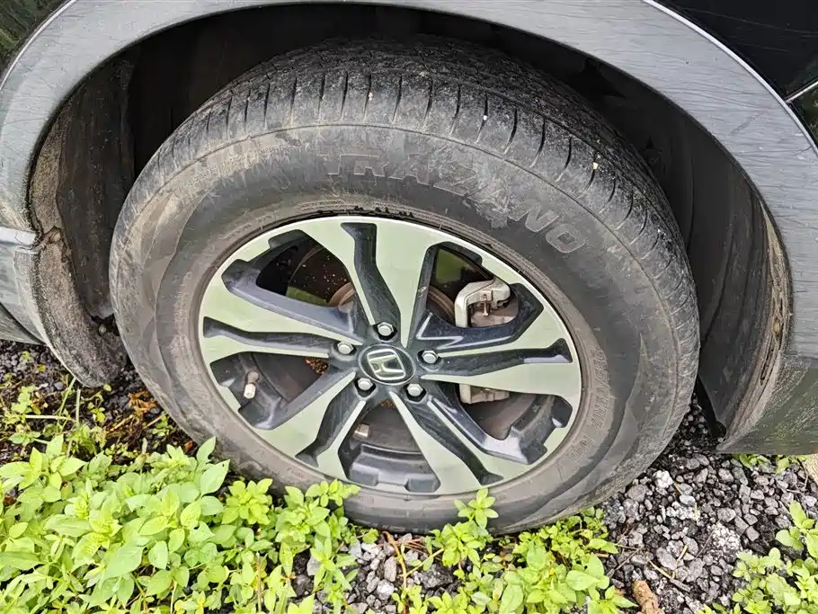 Honda CR-V 240 TURBO CVT 2 WD Urban