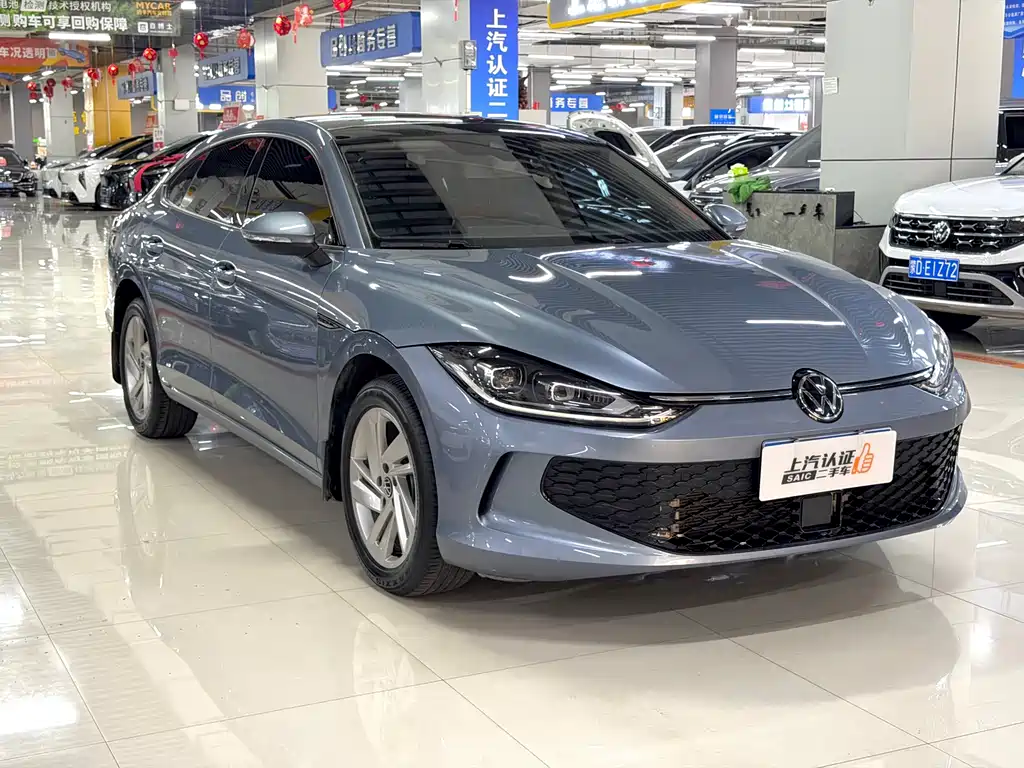Lamando Lamando L 280 TSI DSG Dazzle Hot