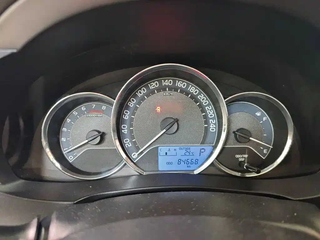 Levin 1.6 G CVT Elite