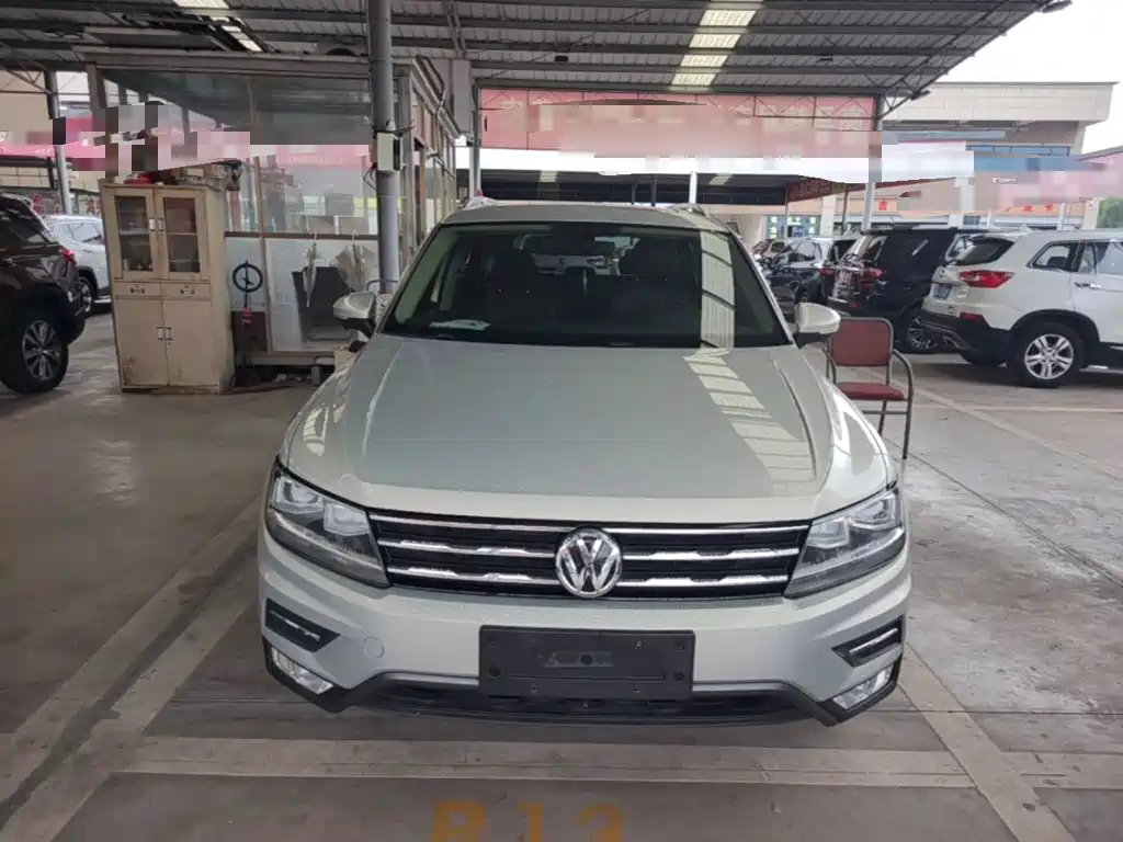 Tiguan L 330 TSI Auto 2 WD Luxury