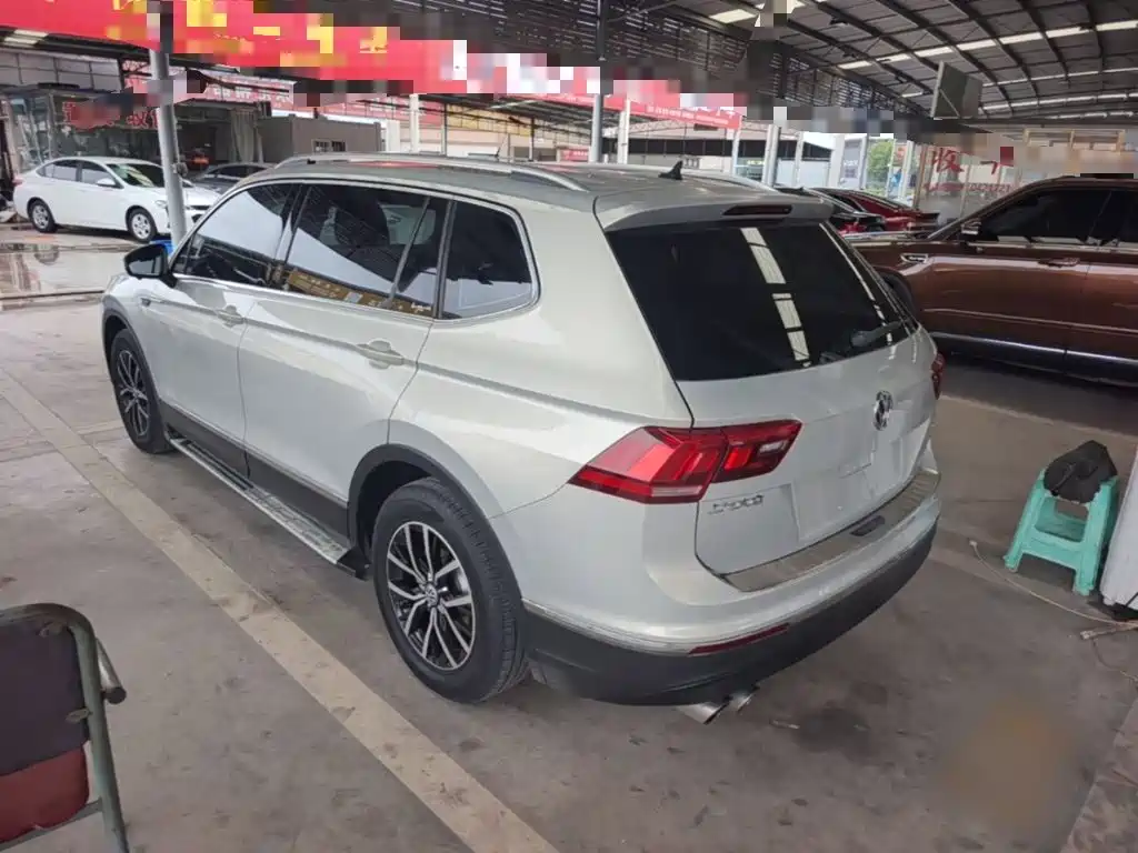 Tiguan L 330 TSI Auto 2 WD Luxury